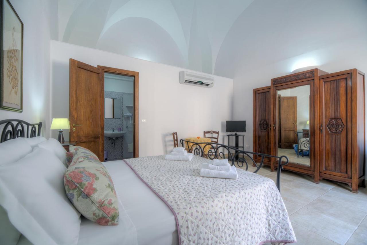 Bed and Breakfast Lu Caffa By Typney Верноле Экстерьер фото